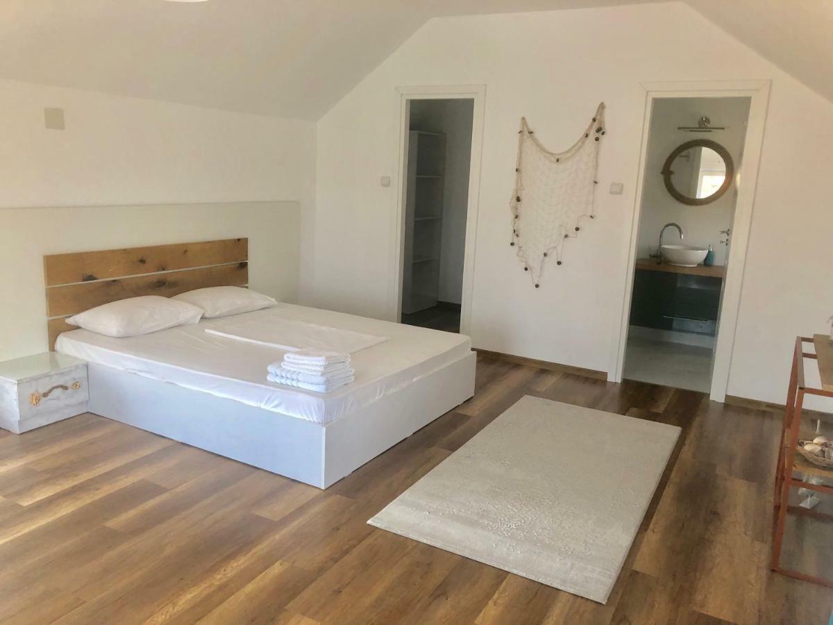 Casa Mediterana Două Mai Exterior foto
