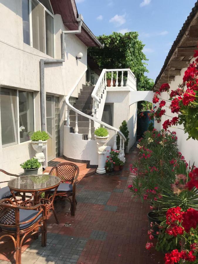 Casa Mediterana Două Mai Exterior foto